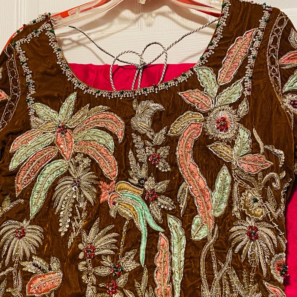 Pakistani Indian designer outfit - Picture 4 of 16